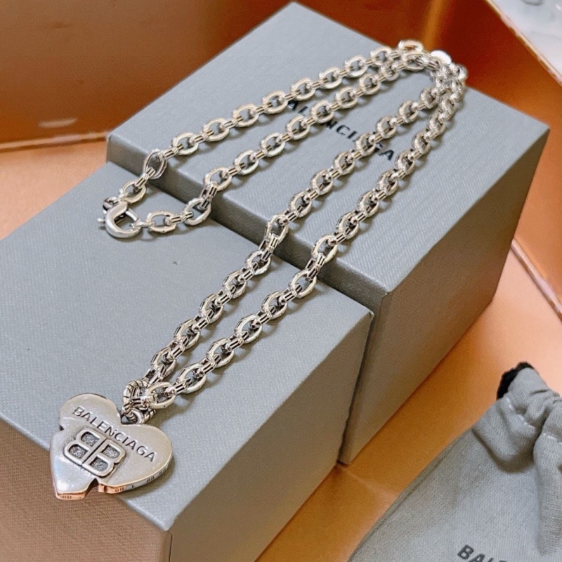 Ba1en*iaga necklaces